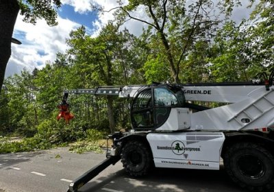 f2a9a725-74e4-4a67-8a3a-21b3e77bf701